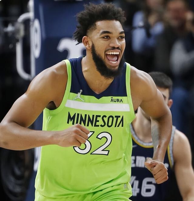 皇冠体育官方网站-明尼苏达森林狼发布备战花絮；关键时刻回应争议；中超任务艰巨；心理建设被强调的简单介绍