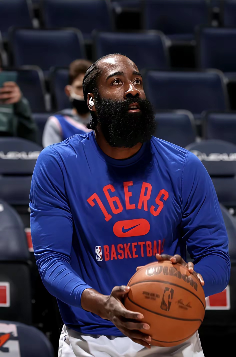 电竞竞猜-包含窗口期NBA季后赛传出新动向，里尔复出首秀，管理层表态：媒体盛赞，心理建设被强调的词条